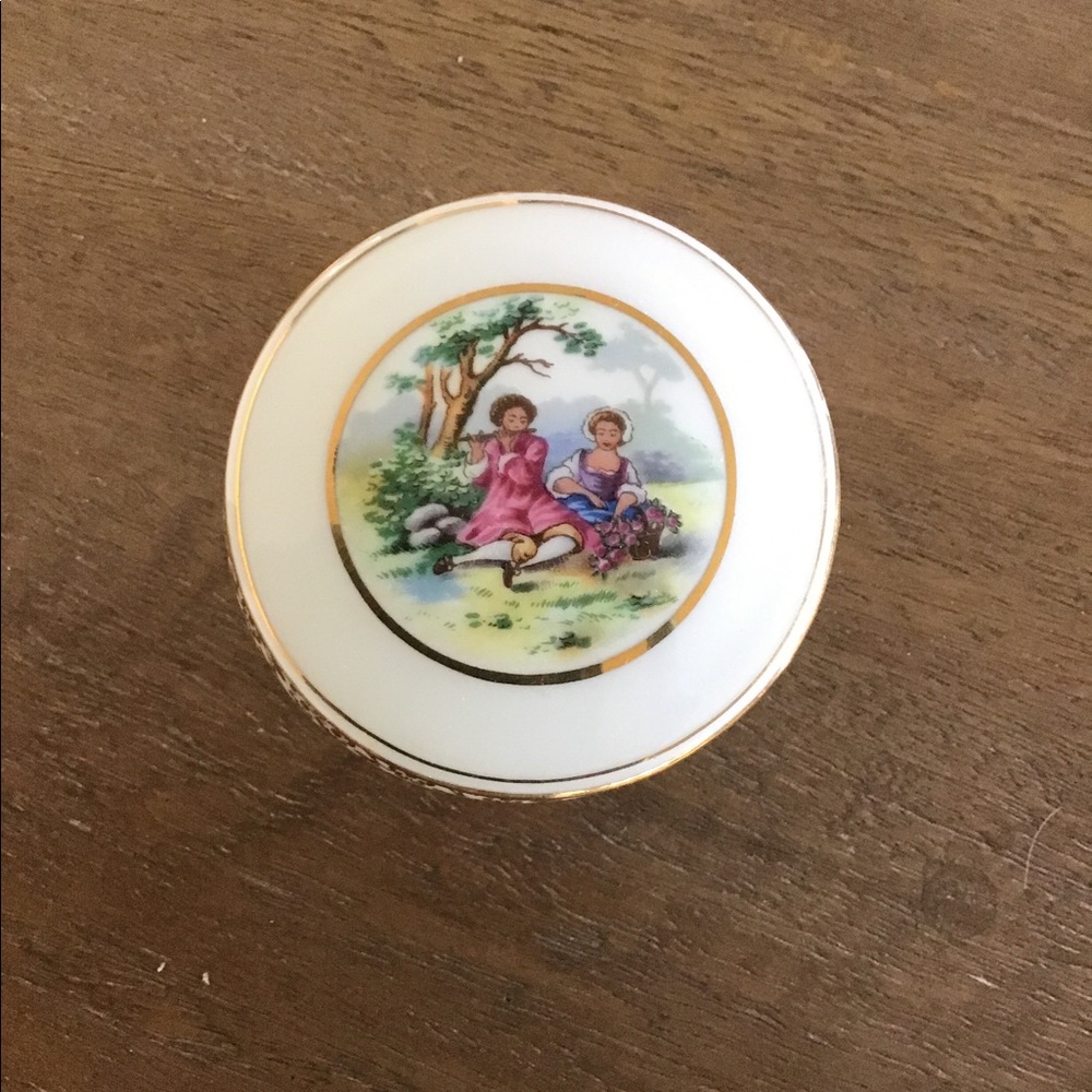 Vintage Limoges Porcelain Trinket Box on 3 Legs with Victorian Couple France